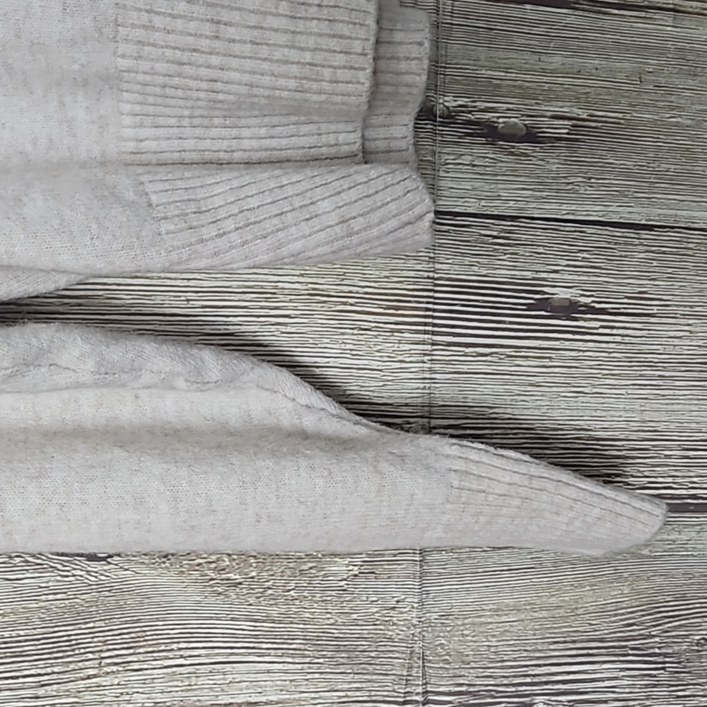 H&M Capped Shoulder Sweater Sz Small Cream - Picture 3 of 5